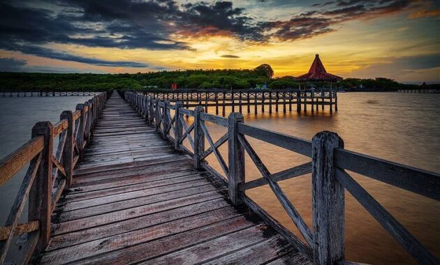 Pantai Bentar