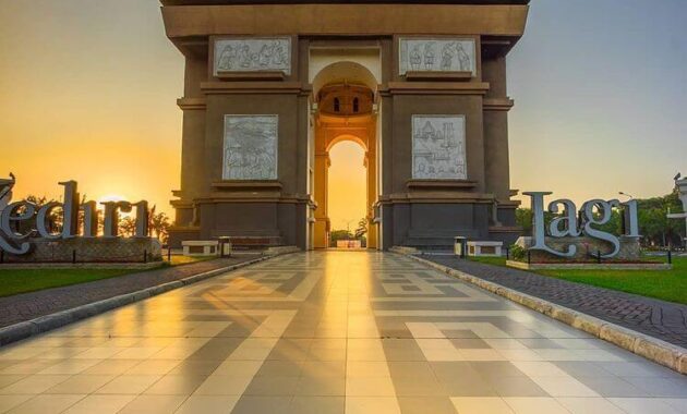 Monumen Simpang Lima Gumul