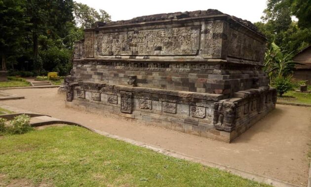 Candi Surawana