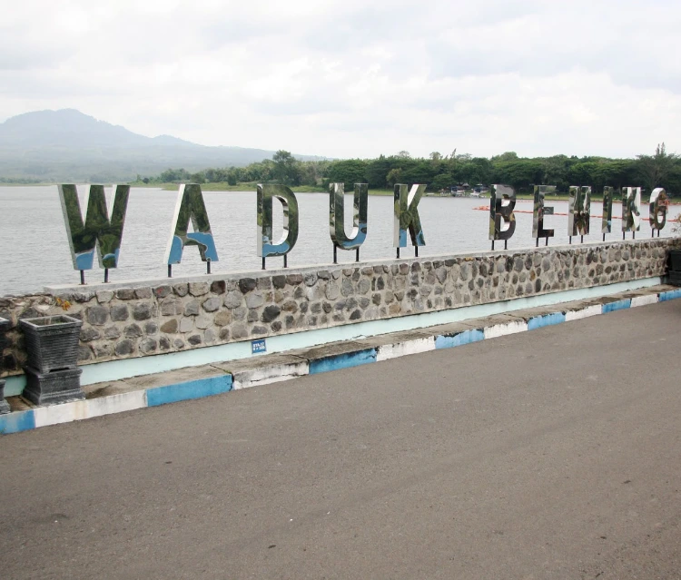 Informasi Umum Dari Destinasi Wisata Waduk Bening Widas Saradan