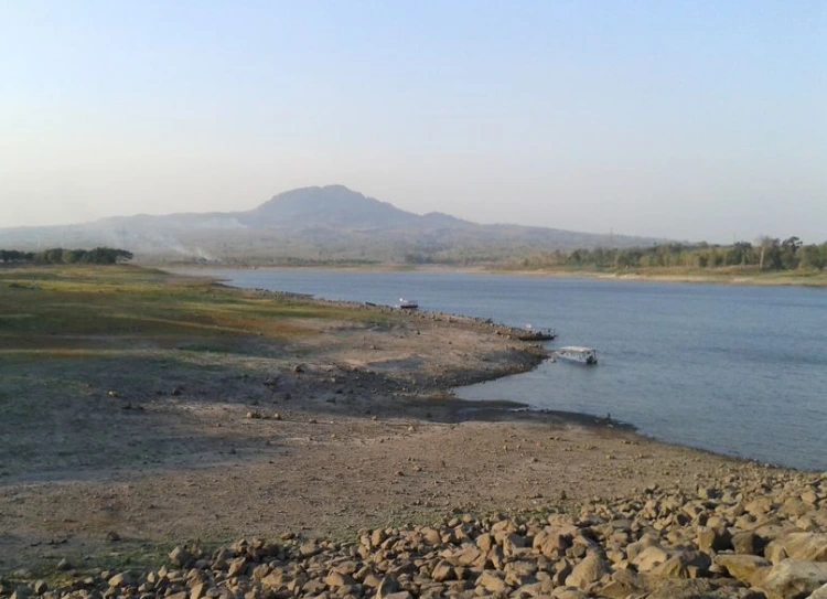 Rute Jalan Menuju Objek Wisata Waduk Widas