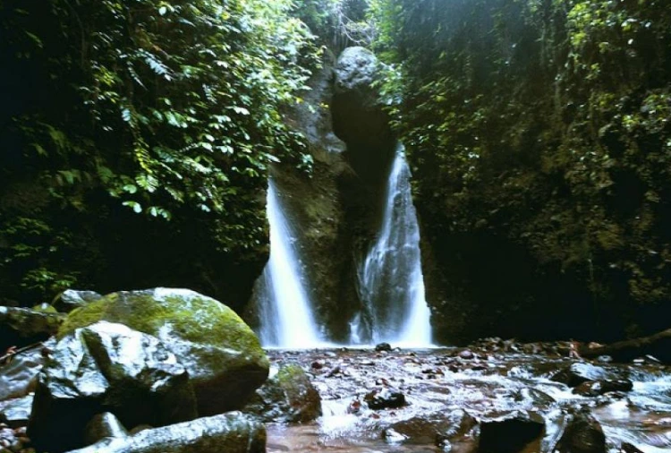 Informasi Singkat Mengenai Wisata Air Terjun Slampir Madiun