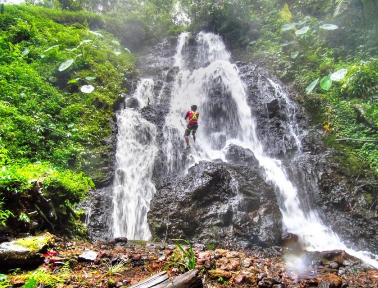 Beberapa Keunggulan Ketika Bermain Ke Air Terjun Watu Lumpang Mojokerto