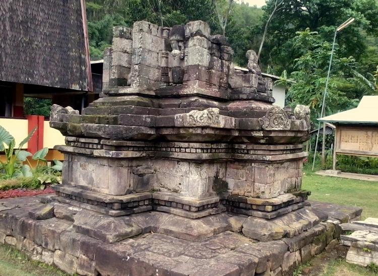 Candi Songgoriti