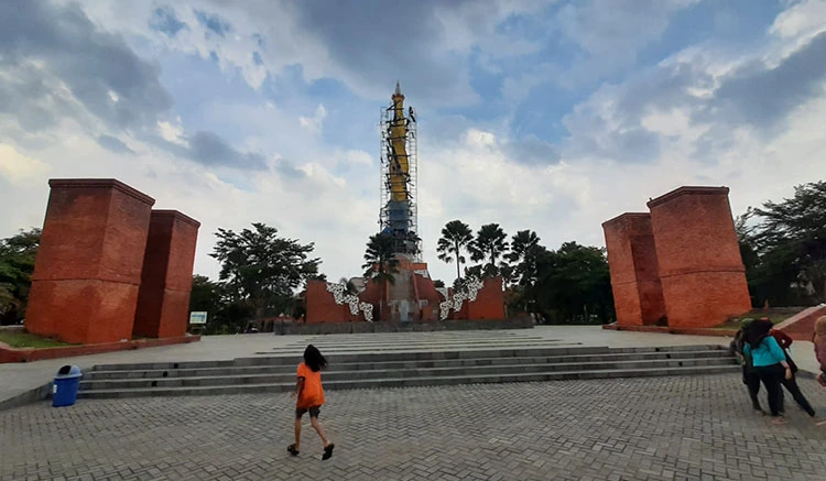 Sekilas Mengenai Alun-alun Mojokerto