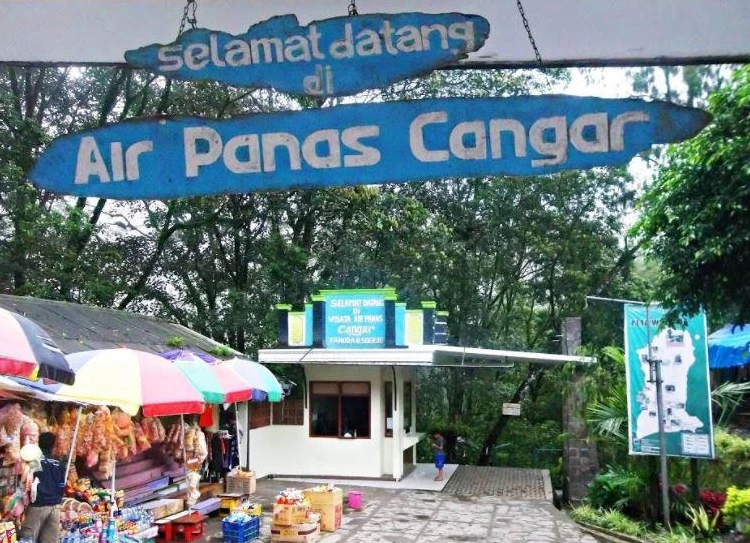 Pemandian Air Panas Cangar Tikus Batu