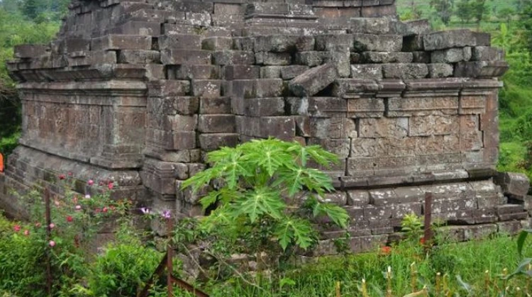 Berbagai Macam Keunikan Candi Kesiman dari Mojokerto