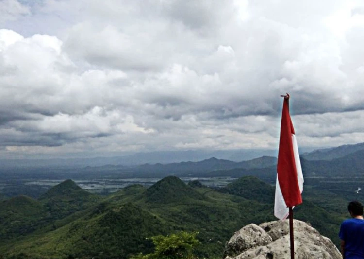 Informasi Tambahan Bukit Cumbri