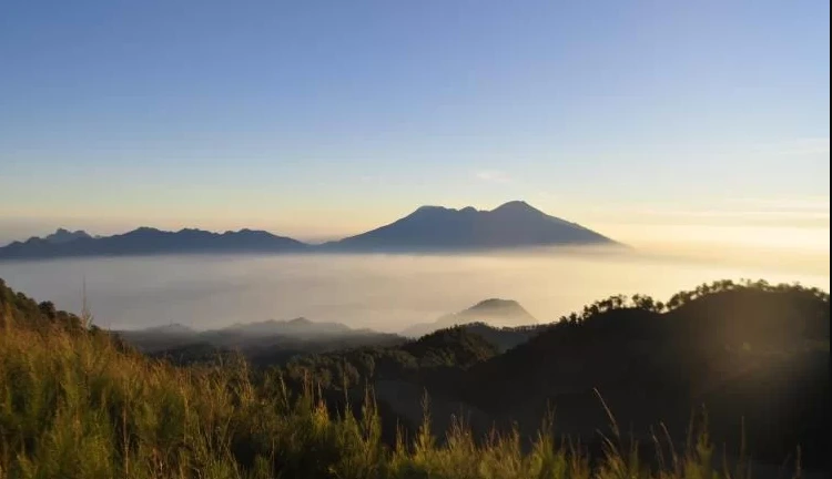 Pesona Gunung Butak