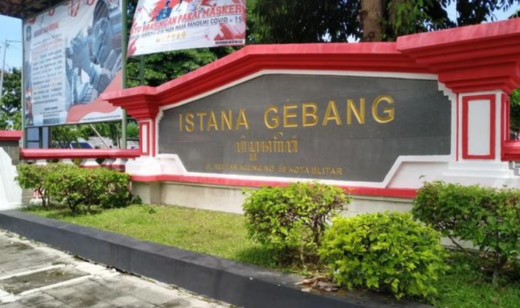 Pesona Istana Gebang