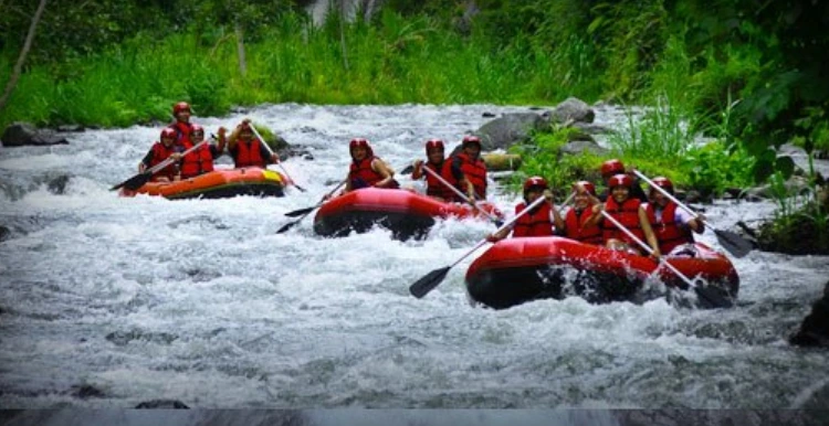 Spot Foto yang Menarik di Konto River Rafting Kediri