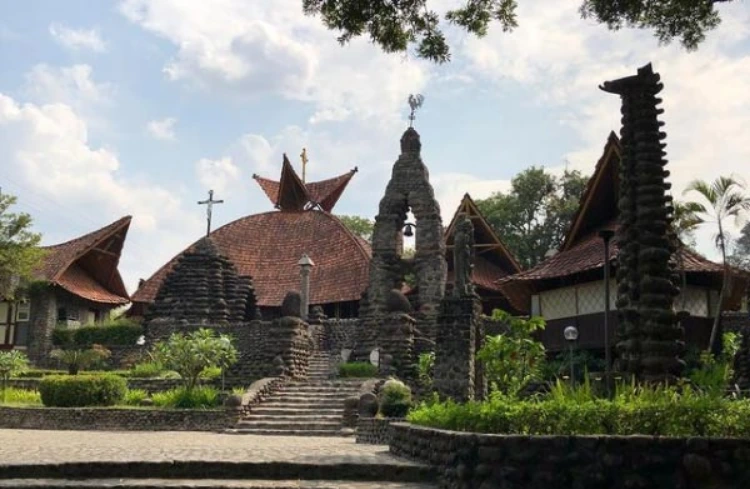 Sejarah Gereja Puhsarang