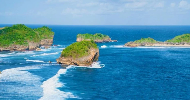 Kegiatan Selama Berada di Pantai Peh Pulo