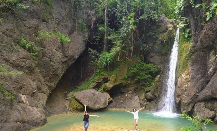 Kegiatan Selama Berada di Air Terjun Grenjeng