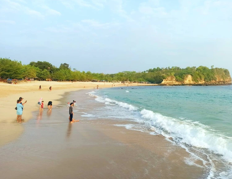 Pesona Pantai Tambakrejo