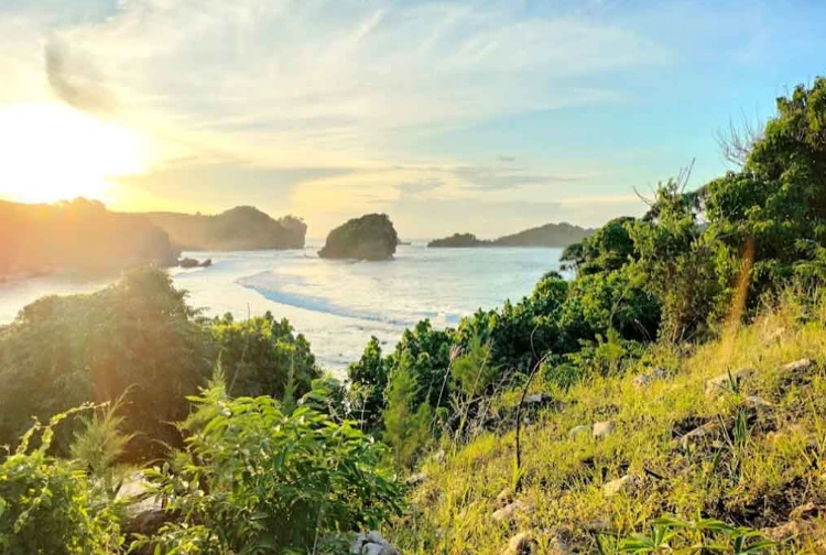 Hal yang Perlu Diperhatikan Saat Berkunjung ke Pantai Peh Pulo