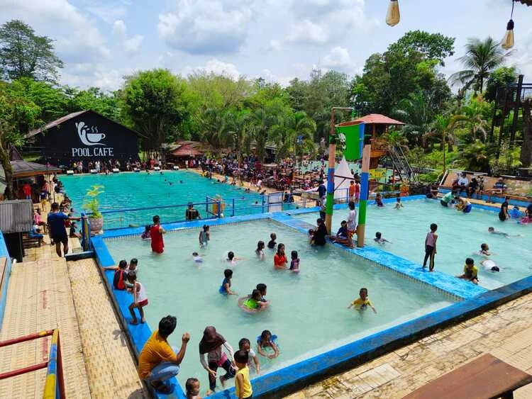 Berenang