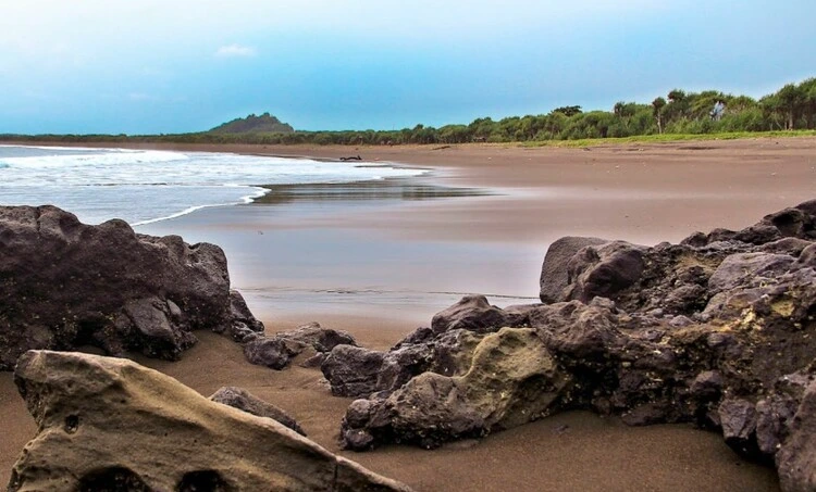 Pantai Rowo Cangak