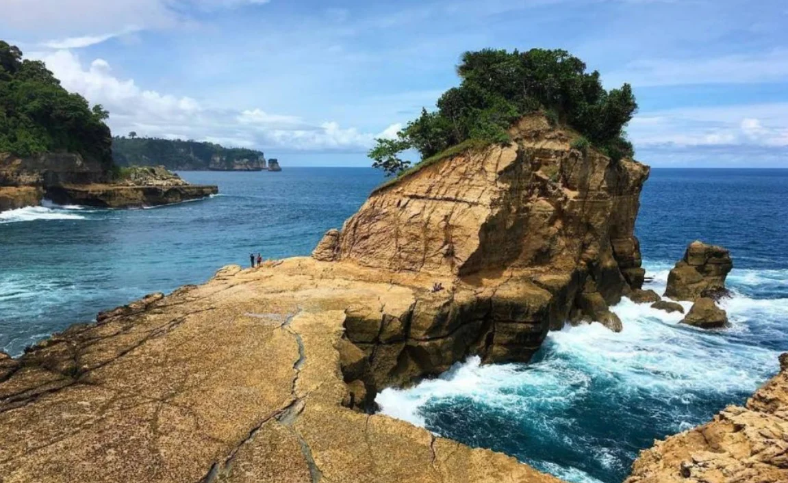 Pantai Pathok Gebang