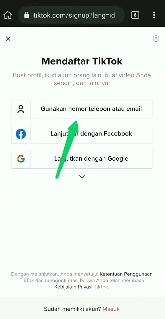 registrasi dengan nomor telepon atau email.