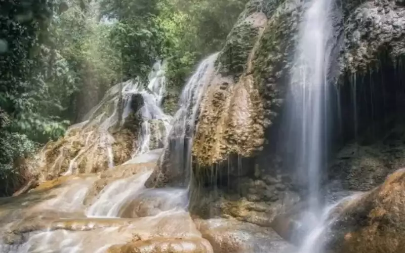 Air Terjun Grobogan Sewu Trenggalek