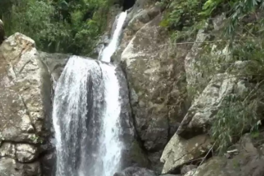 Air Terjun Jurug TerbangTrenggalek