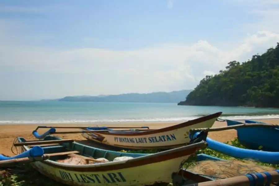 Pantai Konang Trenggalek