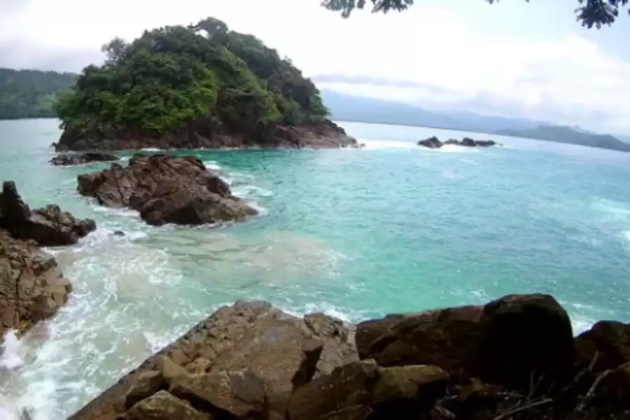 Pantai Kapulogo Trenggalek