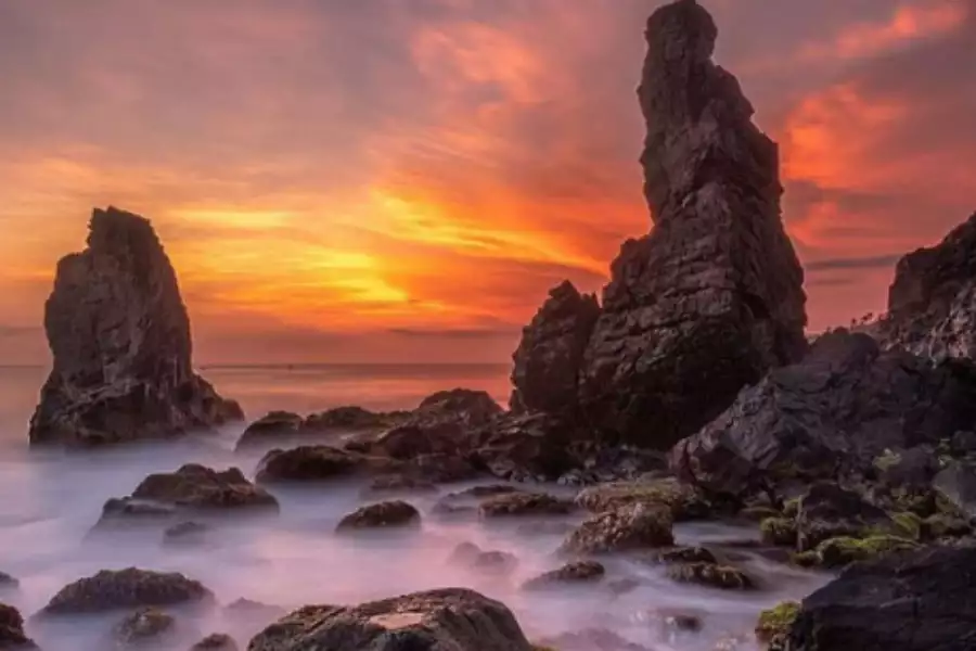 Pantai Rajaan Wetan Trenggalek