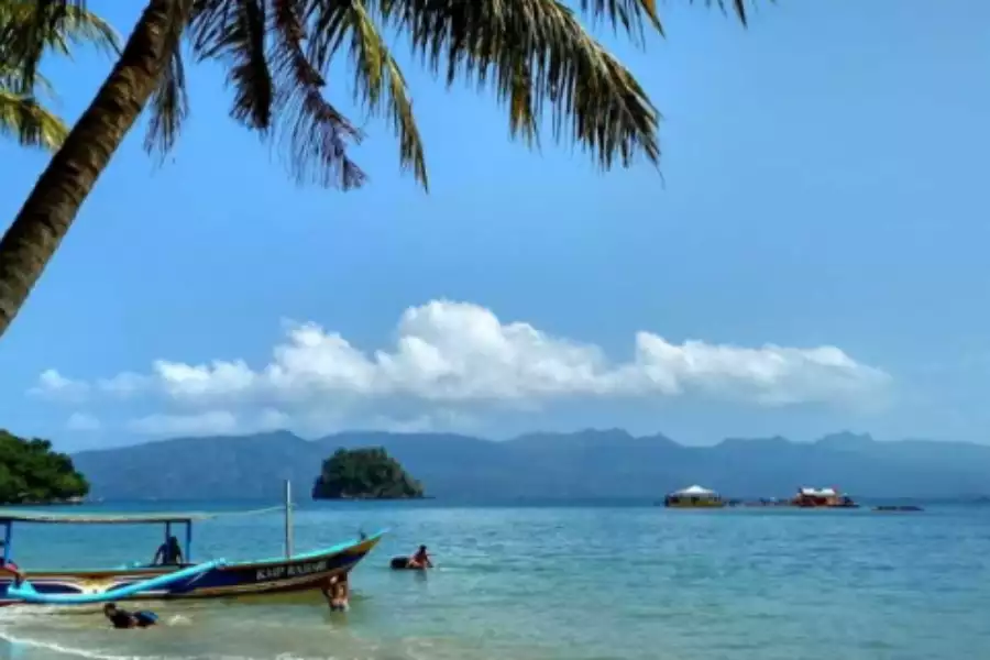 Pantai Mutiara Trenggalek