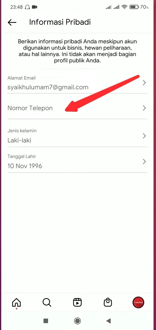 mengisi nomor telepon