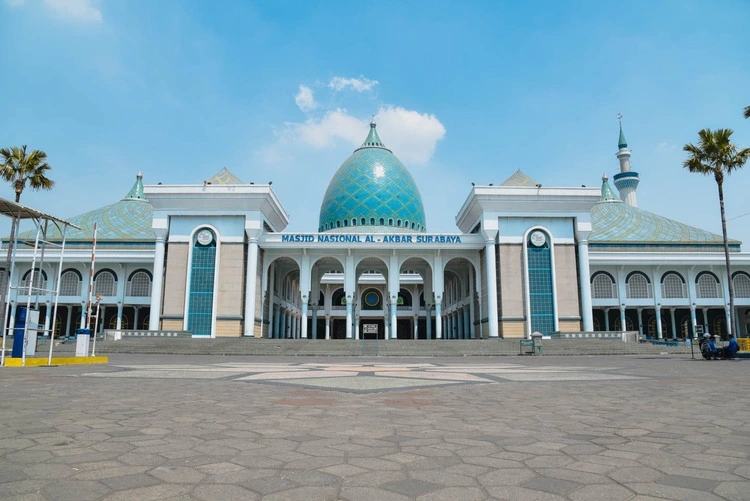 Informasi Umum Masjid Nasional Al Akbar Surabaya