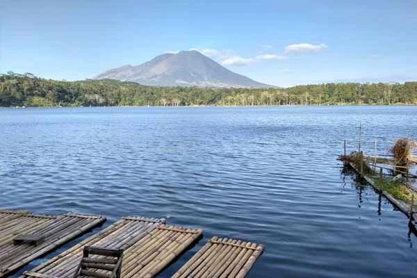 Jam Buka Danau Klakah