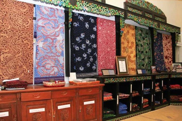 Informasi Umum Rumah Batik Surabaya