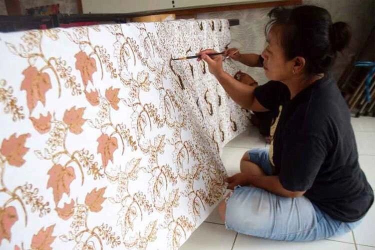 Kegiatan di Rumah Batik Surabaya