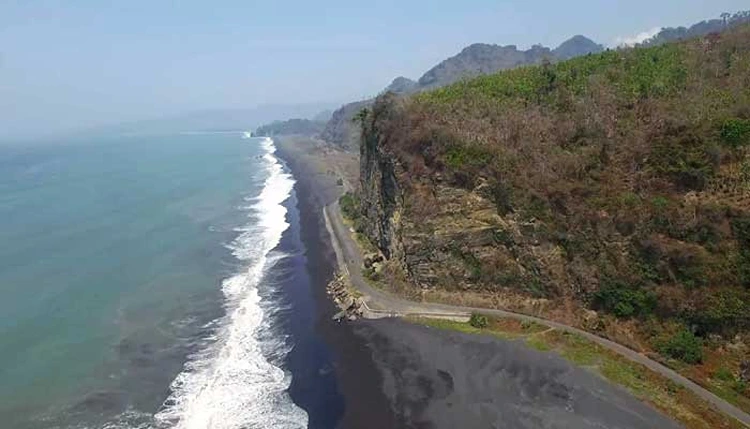 Jam Buka Pantai Tlepuk