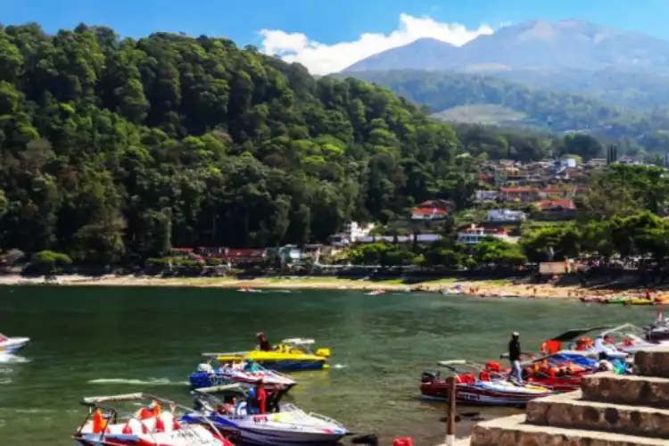 Telaga Sarangan Magetan