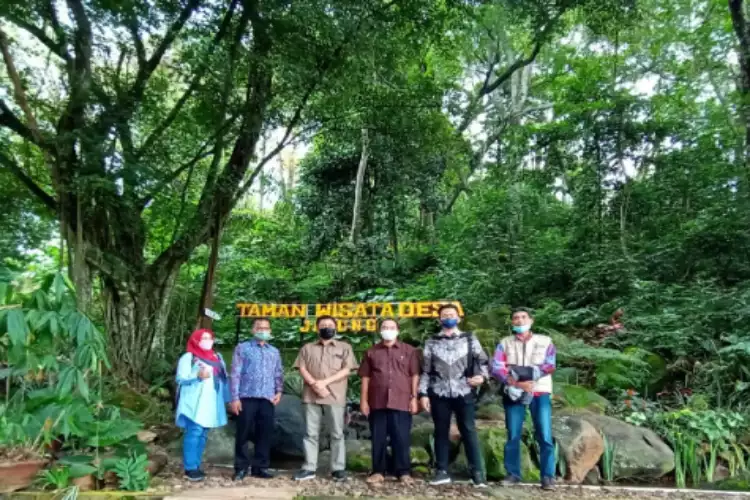 Taman Wisata Desa Jabung Magetan