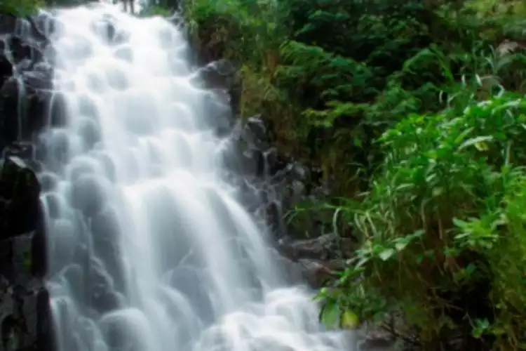 Air Terjun Pundak Kiwo Magetan